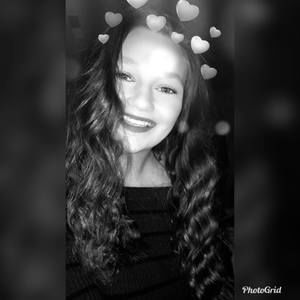 Meet your Posher, Caroline